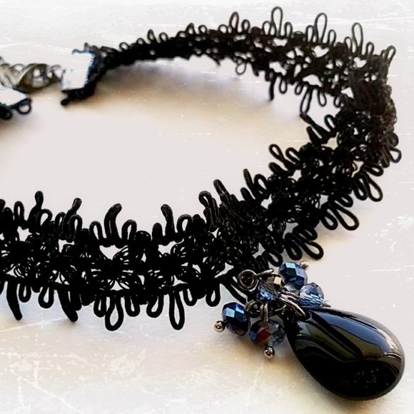 Hand Designed - Black Lace Choker - Picture 1 of 4
